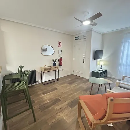 El Rubio De Campoamor * Οβιέδο